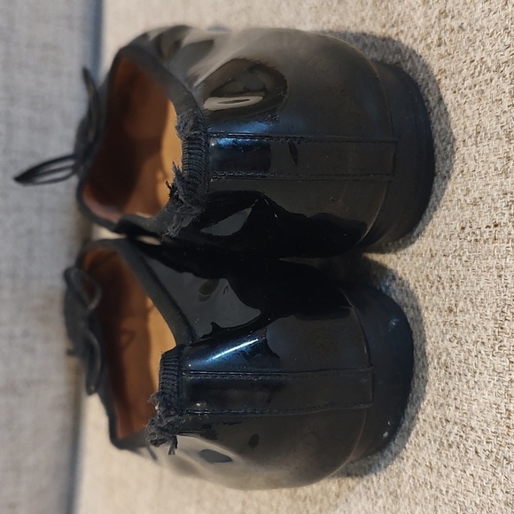Chanel Patent Bow Flats size 37.5•Poor Condition •See Photos - Picture 5 of 16